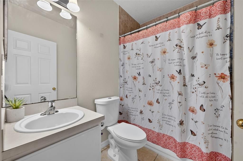 Active With Contract: $269,000 (3 beds, 2 baths, 1609 Square Feet)