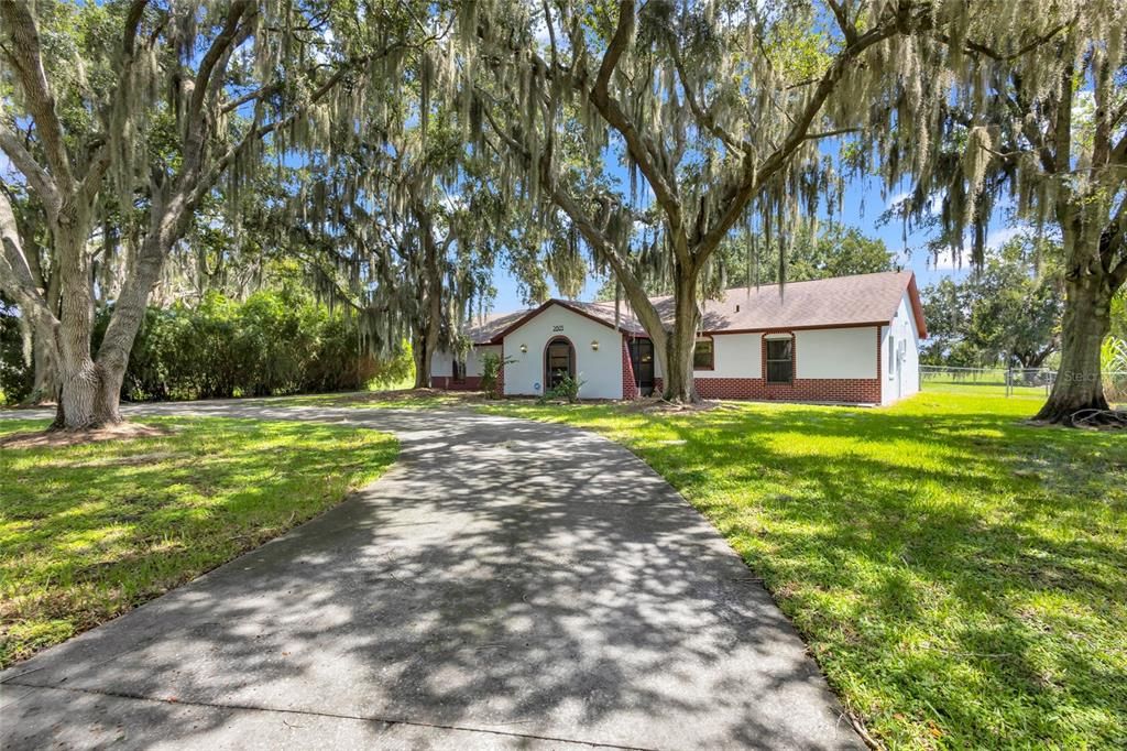 For Rent: $2,995 (4 beds, 3 baths, 2264 Square Feet)