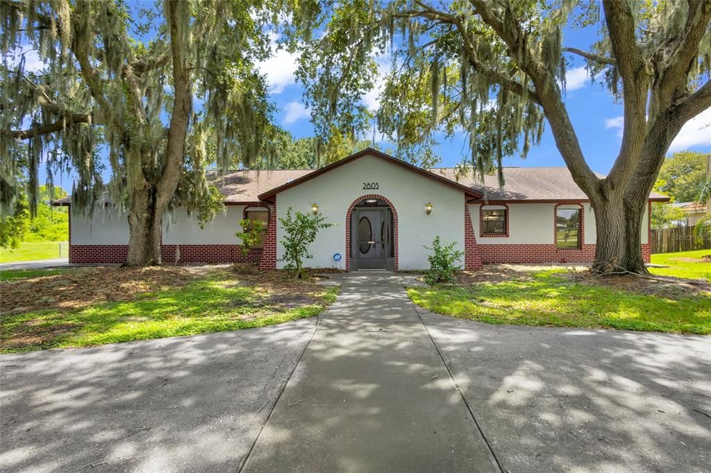 For Rent: $2,995 (4 beds, 3 baths, 2264 Square Feet)