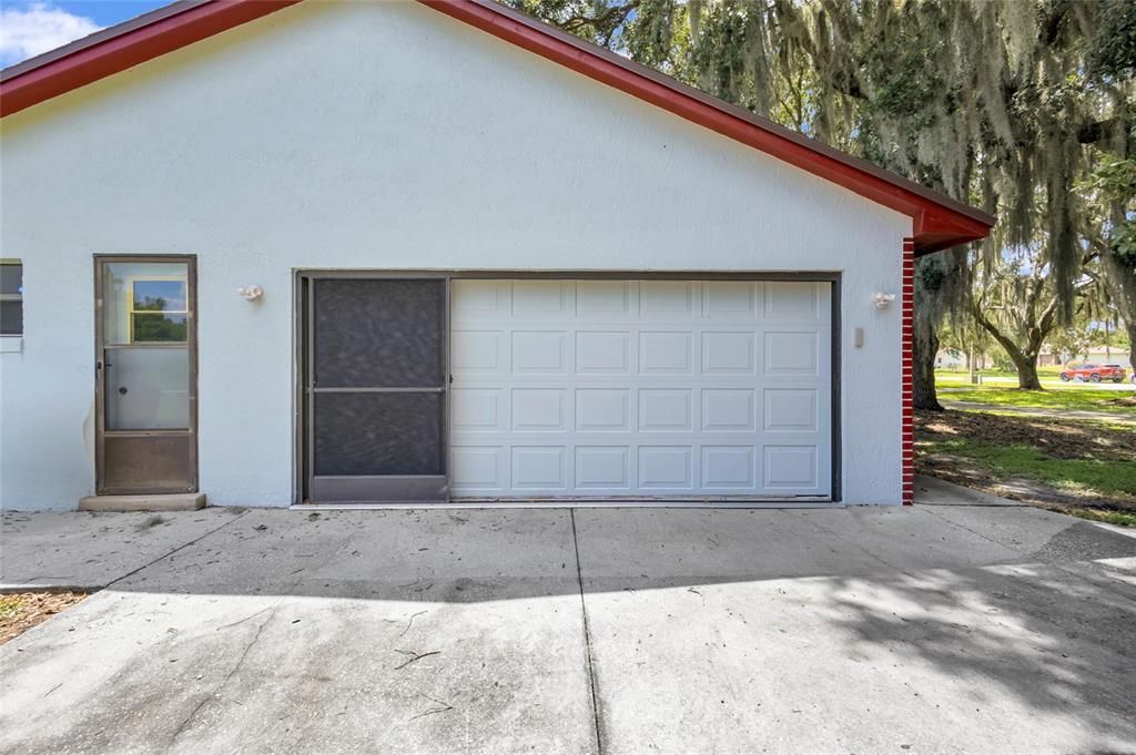 For Rent: $2,995 (4 beds, 3 baths, 2264 Square Feet)