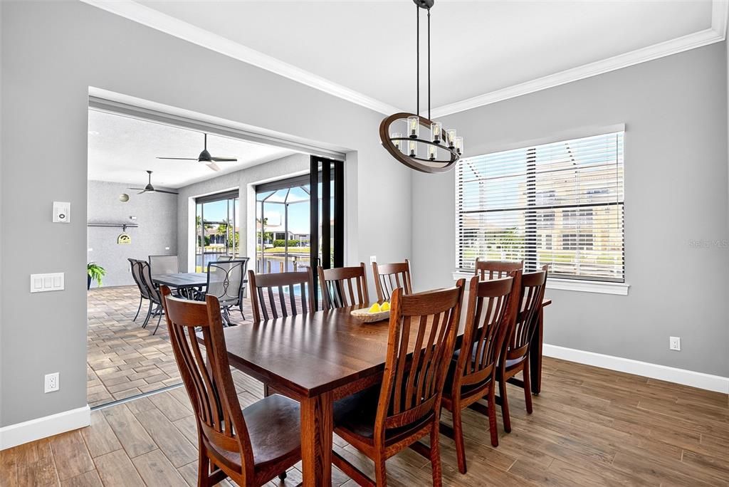 For Sale: $922,500 (3 beds, 2 baths, 2231 Square Feet)