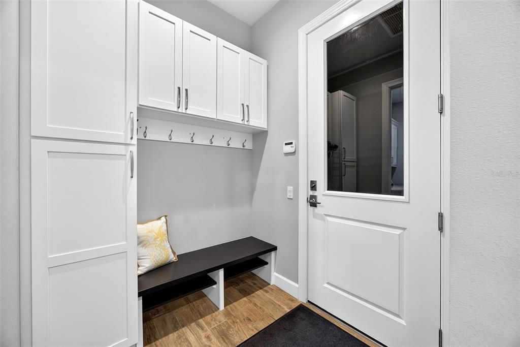 For Sale: $922,500 (3 beds, 2 baths, 2231 Square Feet)