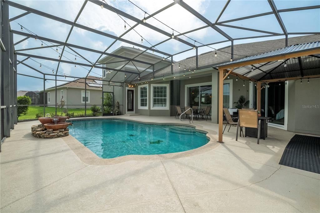 Active With Contract: $695,000 (5 beds, 4 baths, 2856 Square Feet)