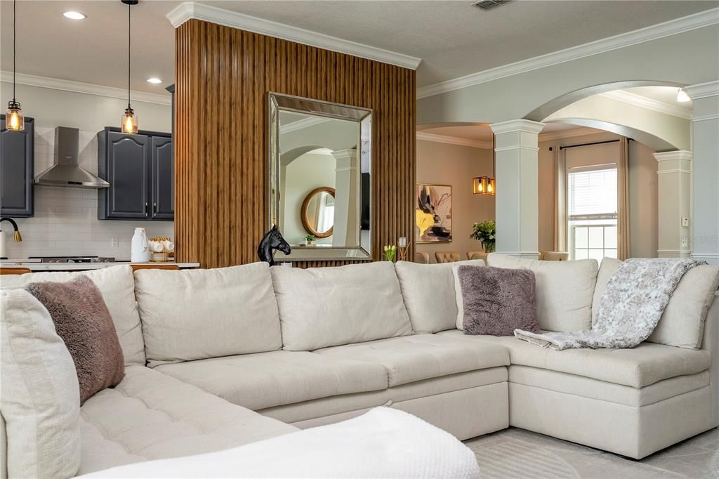 Active With Contract: $695,000 (5 beds, 4 baths, 2856 Square Feet)