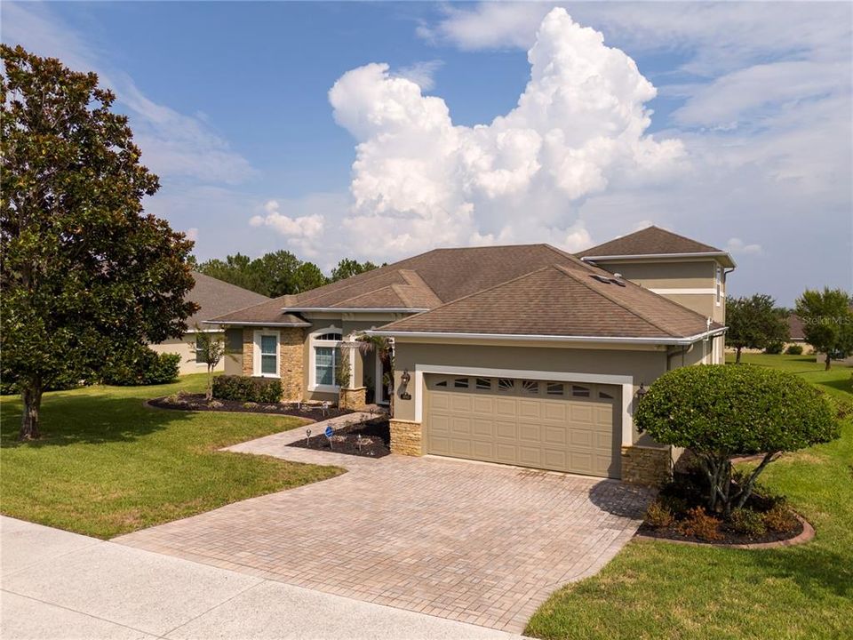 Active With Contract: $695,000 (5 beds, 4 baths, 2856 Square Feet)