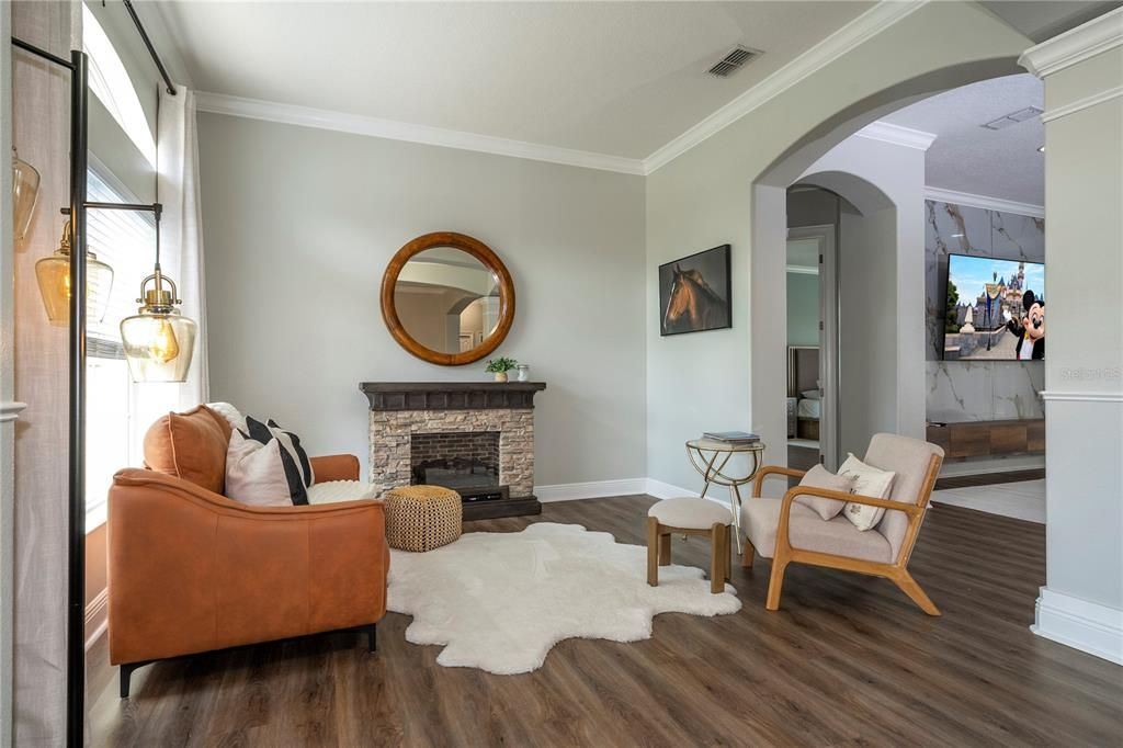 Active With Contract: $695,000 (5 beds, 4 baths, 2856 Square Feet)