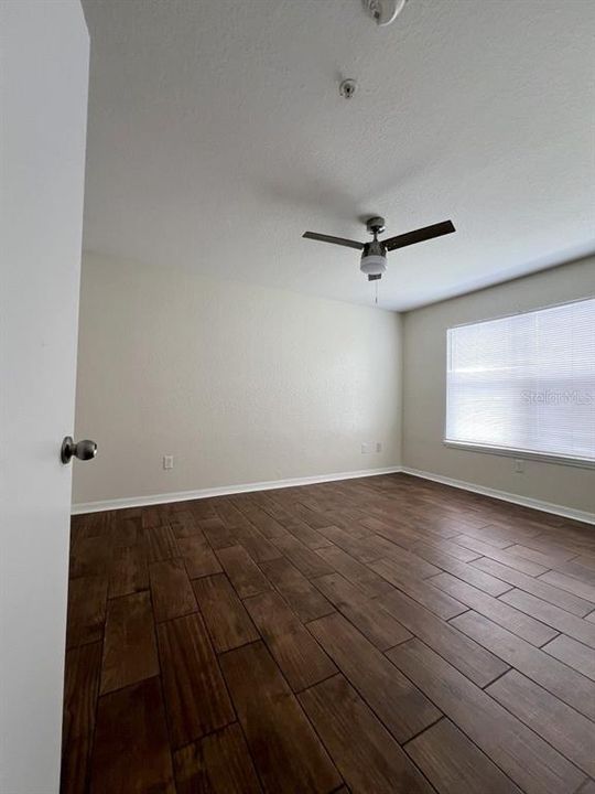 В аренду: $1,595 (2 спален, 2 ванн, 1026 Квадратных фут)