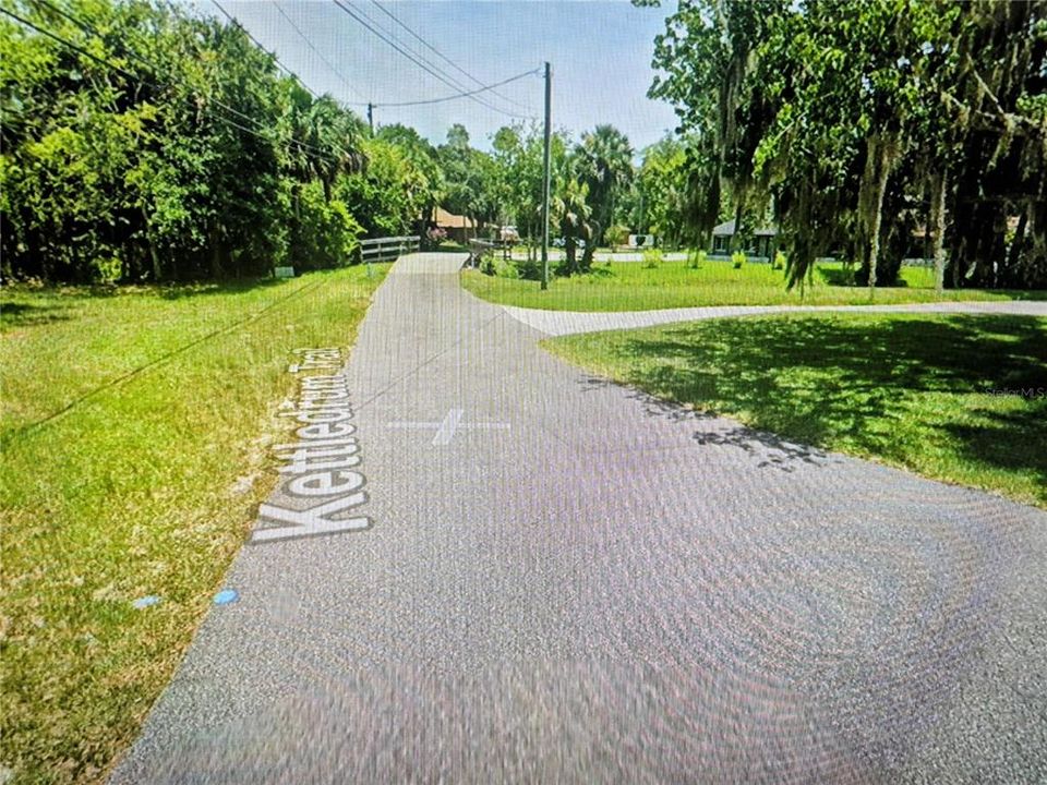 待售: $105,000 (0.45 acres)