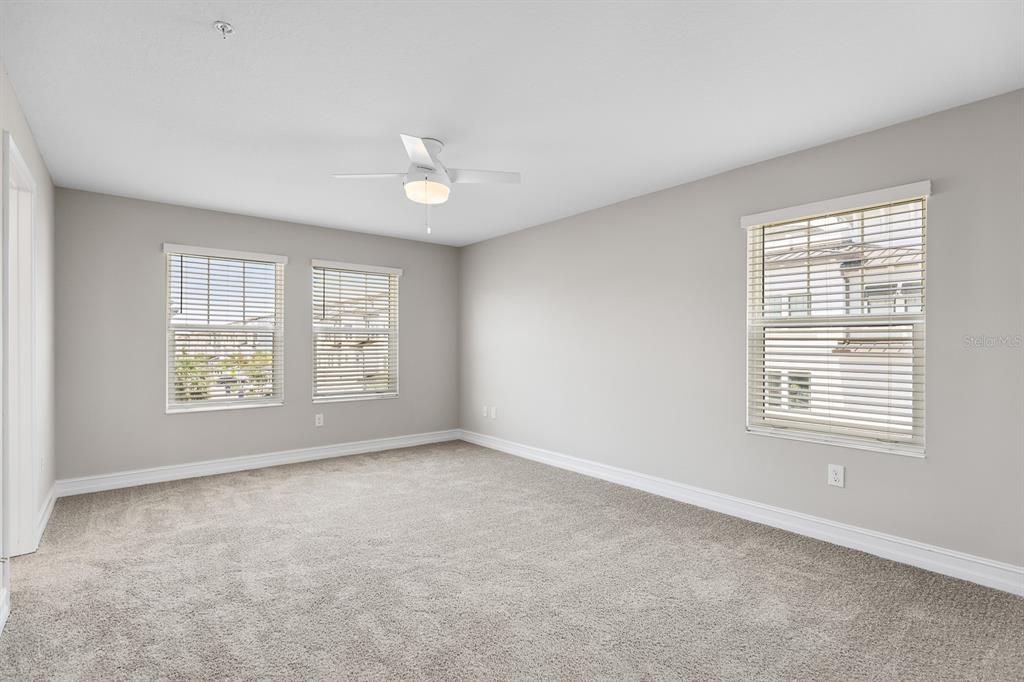 For Sale: $835,000 (4 beds, 3 baths, 2524 Square Feet)