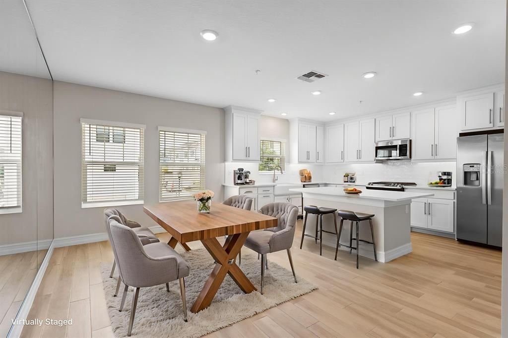 For Sale: $835,000 (4 beds, 3 baths, 2524 Square Feet)
