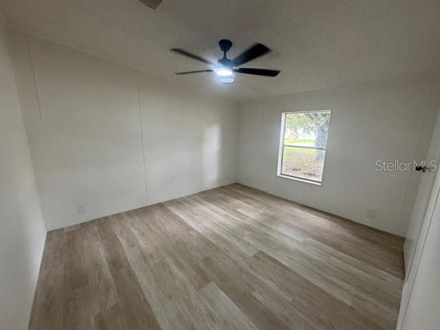 For Sale: $279,000 (4 beds, 2 baths, 1809 Square Feet)