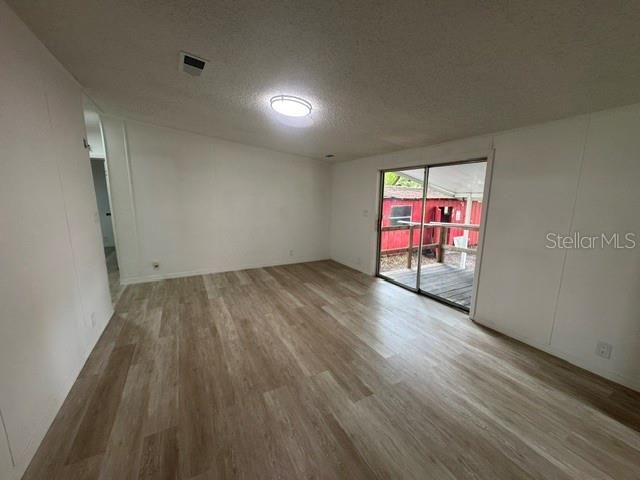 For Sale: $279,000 (4 beds, 2 baths, 1809 Square Feet)
