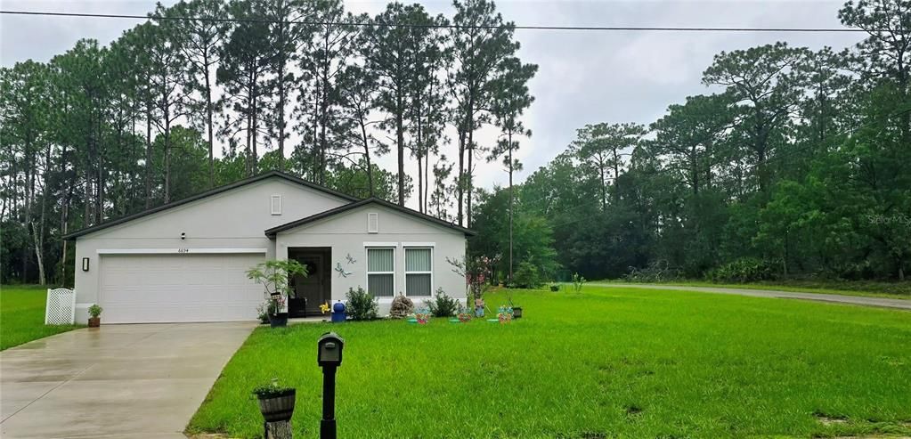 For Sale: $279,995 (3 beds, 2 baths, 1497 Square Feet)