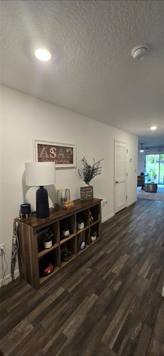 For Sale: $279,995 (3 beds, 2 baths, 1497 Square Feet)