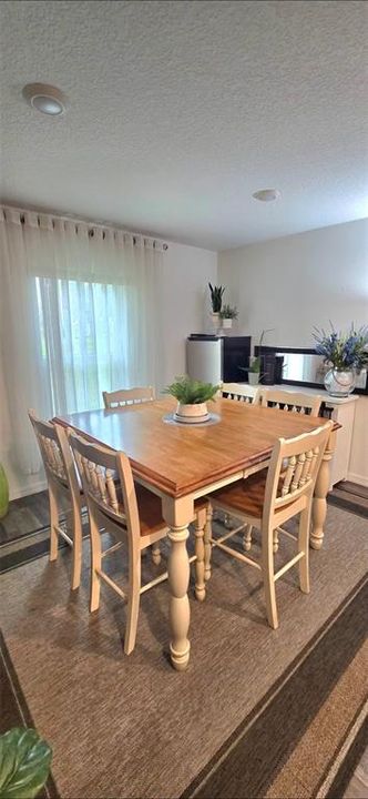 For Sale: $279,995 (3 beds, 2 baths, 1497 Square Feet)