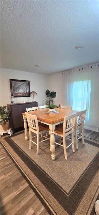 For Sale: $279,995 (3 beds, 2 baths, 1497 Square Feet)