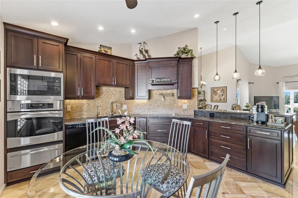 For Sale: $339,000 (2 beds, 2 baths, 1340 Square Feet)