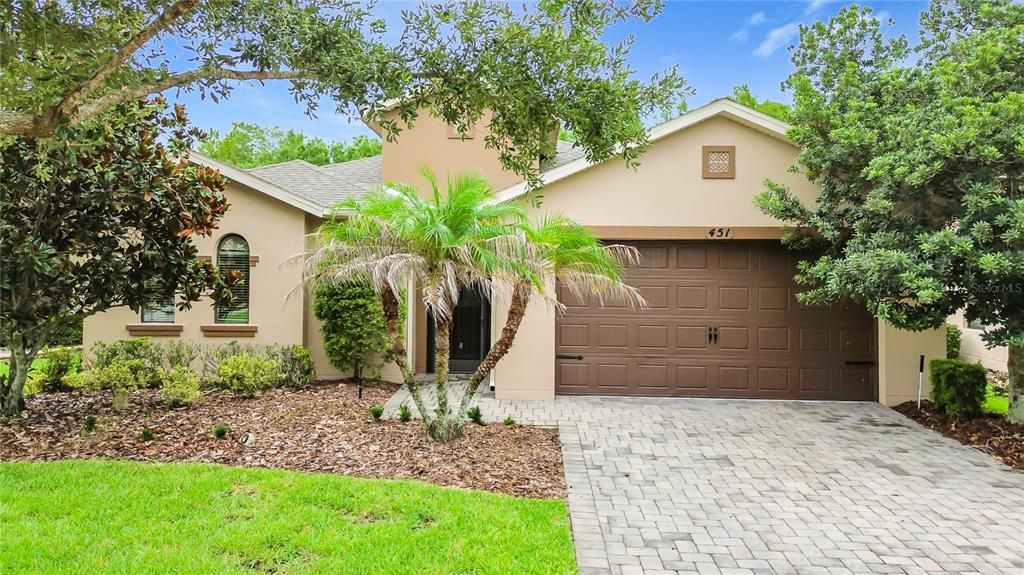 Active With Contract: $305,000 (2 beds, 2 baths, 1597 Square Feet)