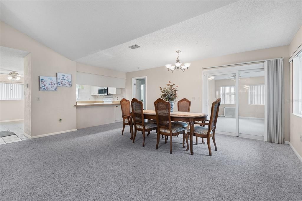 For Sale: $265,000 (3 beds, 2 baths, 1554 Square Feet)