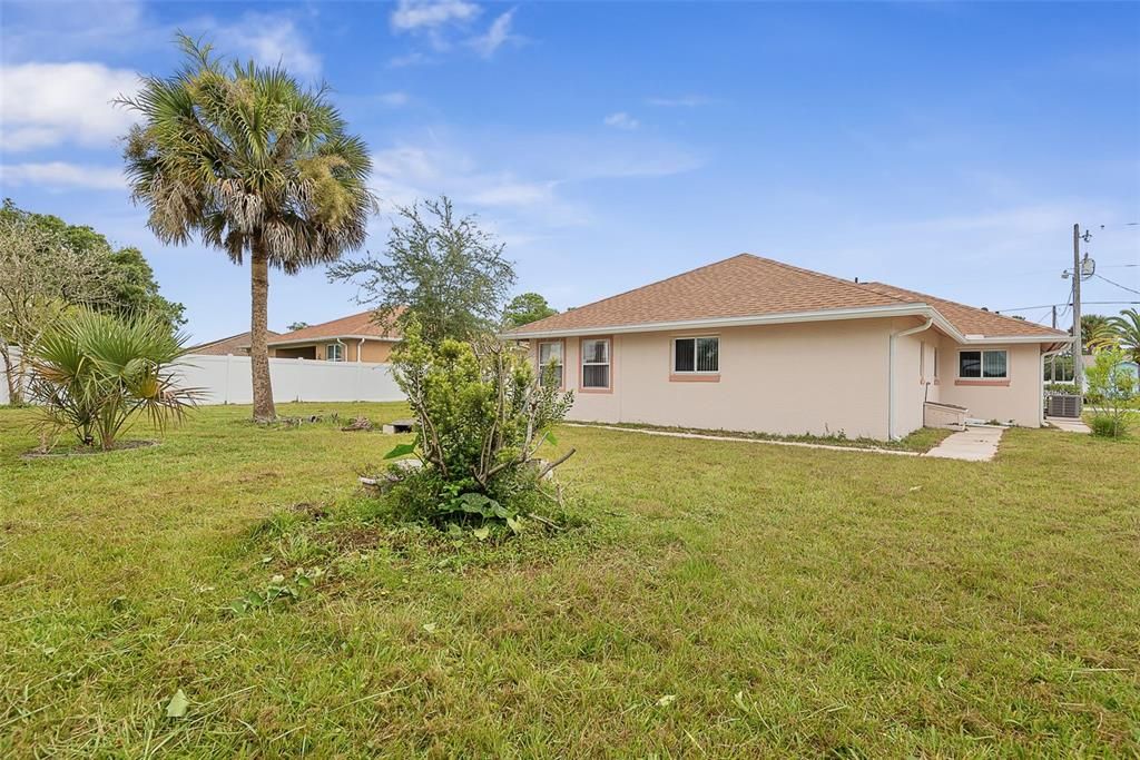 For Sale: $265,000 (3 beds, 2 baths, 1554 Square Feet)