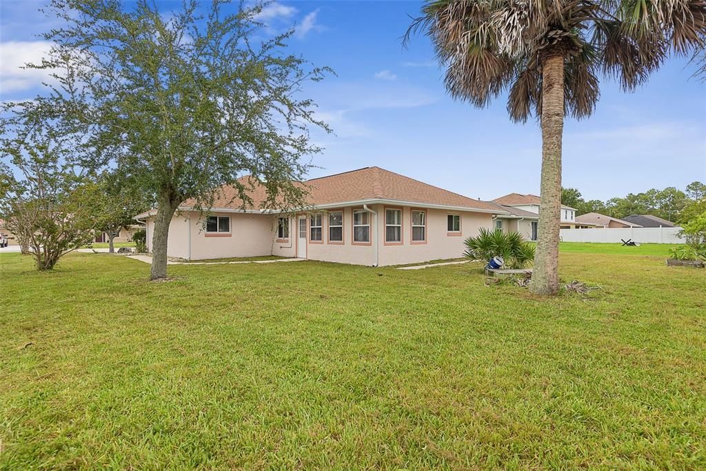 For Sale: $265,000 (3 beds, 2 baths, 1554 Square Feet)