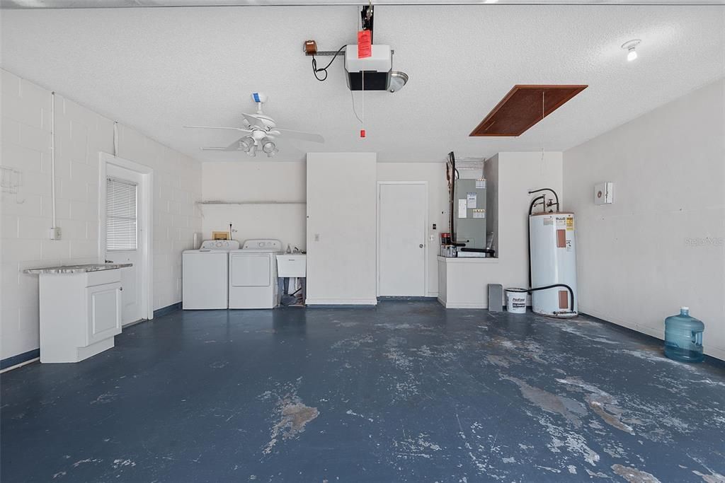 For Sale: $265,000 (3 beds, 2 baths, 1554 Square Feet)