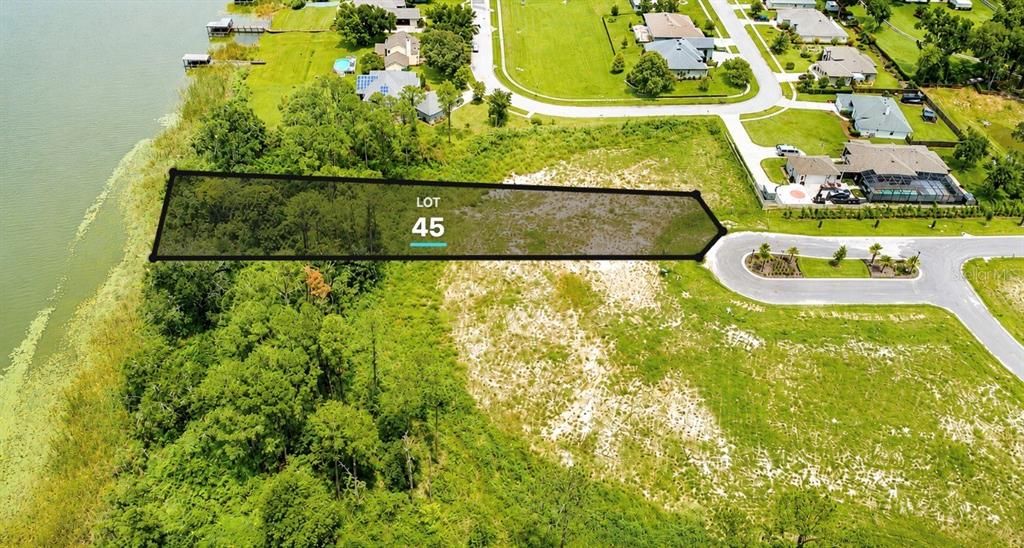 En Venta: $1,195,000 (0.82 acres)