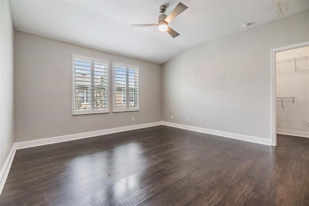 For Rent: $2,500 (3 beds, 2 baths, 1637 Square Feet)