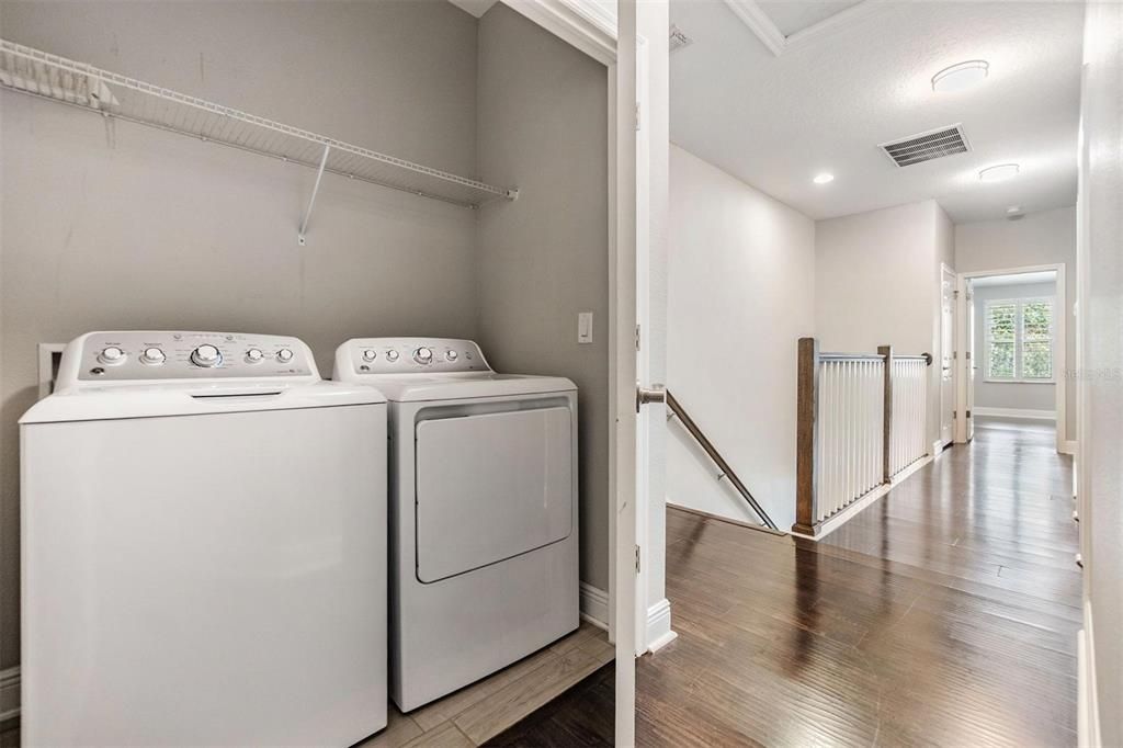 For Rent: $2,500 (3 beds, 2 baths, 1637 Square Feet)