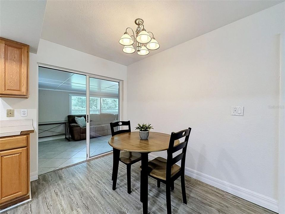 En Venta: $200,000 (2 camas, 1 baños, 1124 Pies cuadrados)