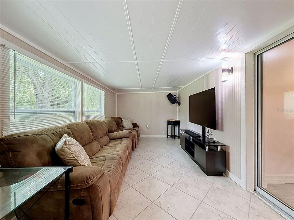 En Venta: $200,000 (2 camas, 1 baños, 1124 Pies cuadrados)