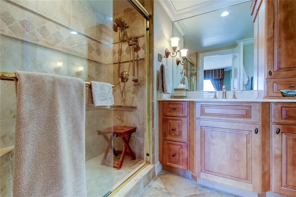 En Venta: $990,000 (2 camas, 2 baños, 1420 Pies cuadrados)