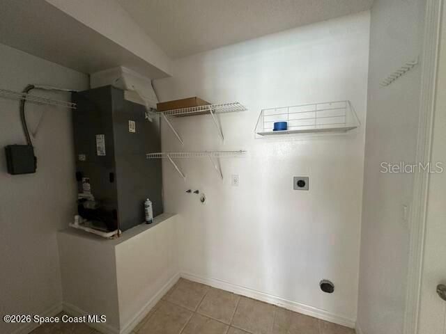 For Sale: $395,000 (3 beds, 2 baths, 1384 Square Feet)