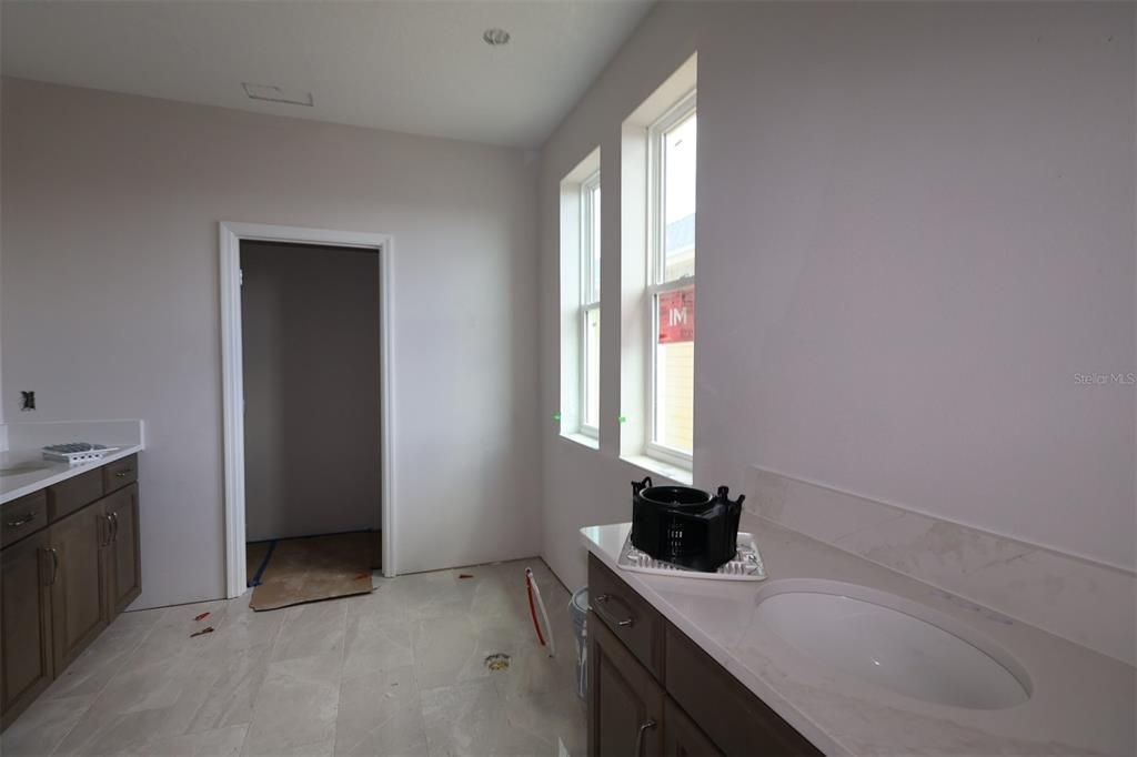 For Sale: $733,390 (4 beds, 3 baths, 2776 Square Feet)
