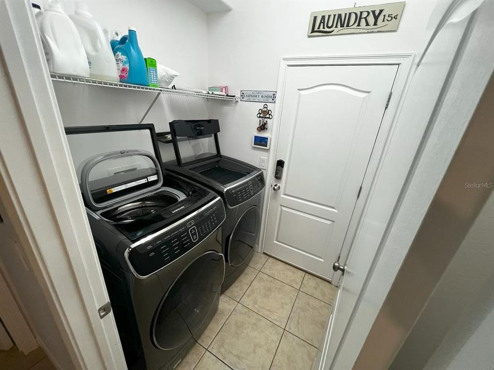 En Renta: $4,600 (6 camas, 4 baños, 3295 Pies cuadrados)
