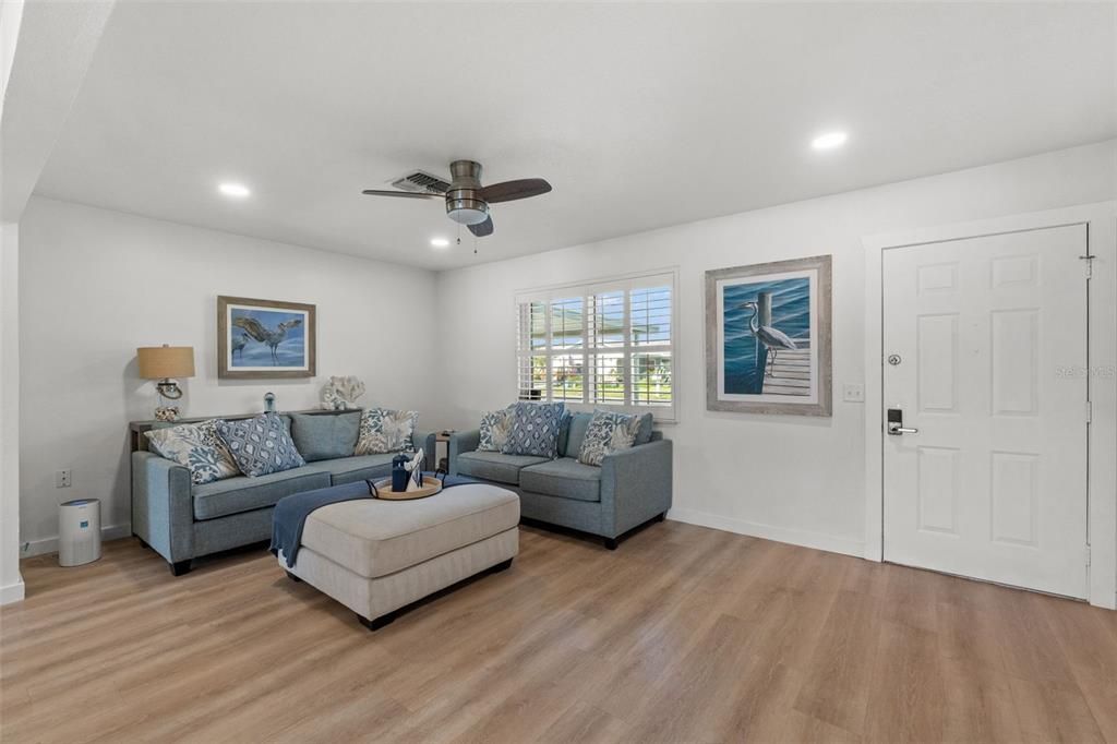 For Sale: $430,000 (3 beds, 2 baths, 1776 Square Feet)