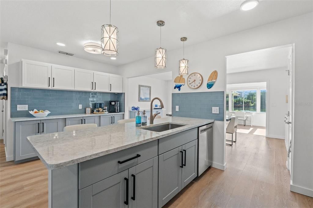 For Sale: $430,000 (3 beds, 2 baths, 1776 Square Feet)