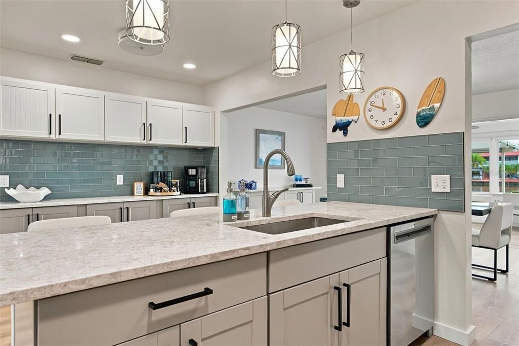 For Sale: $430,000 (3 beds, 2 baths, 1776 Square Feet)