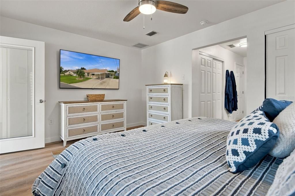 For Sale: $430,000 (3 beds, 2 baths, 1776 Square Feet)