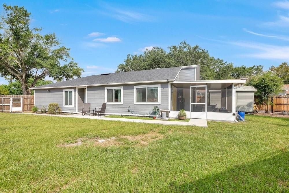 На продажу: $375,000 (3 спален, 2 ванн, 1281 Квадратных фут)