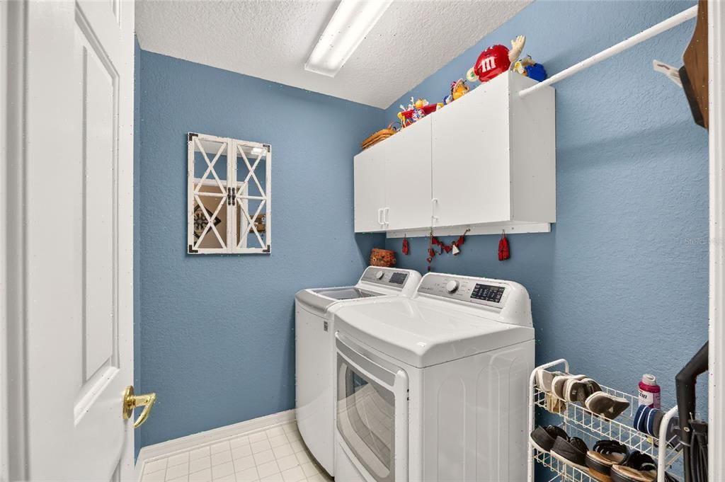 En Venta: $339,000 (3 camas, 2 baños, 1759 Pies cuadrados)