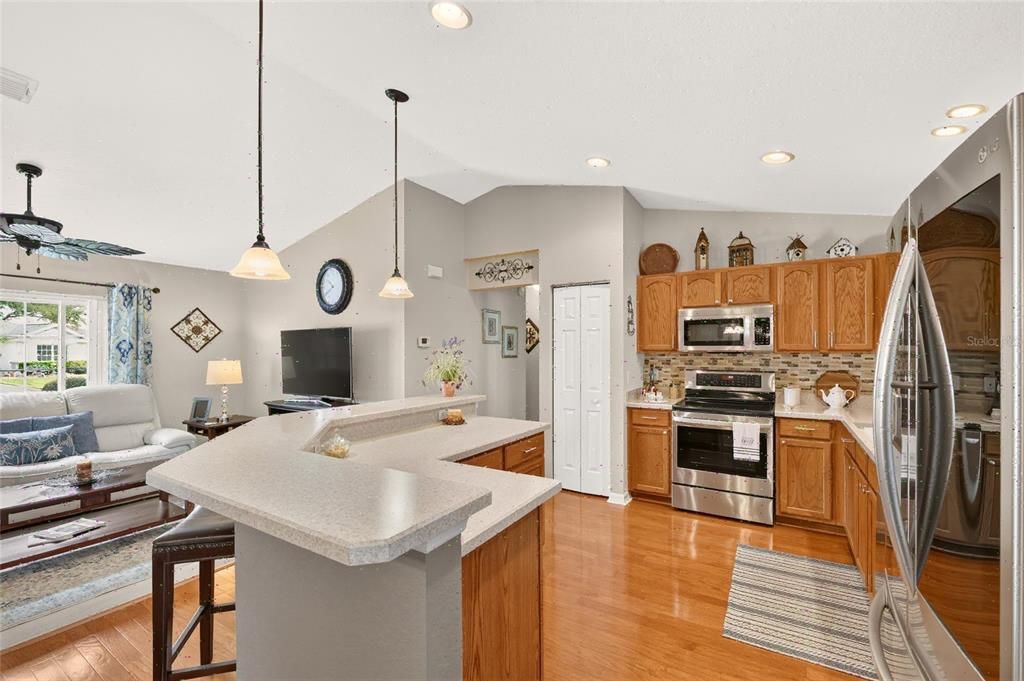 En Venta: $339,000 (3 camas, 2 baños, 1759 Pies cuadrados)