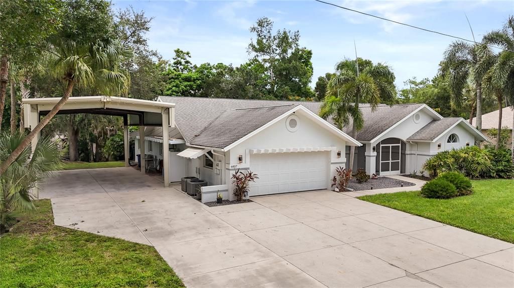 For Sale: $599,000 (4 beds, 3 baths, 2693 Square Feet)