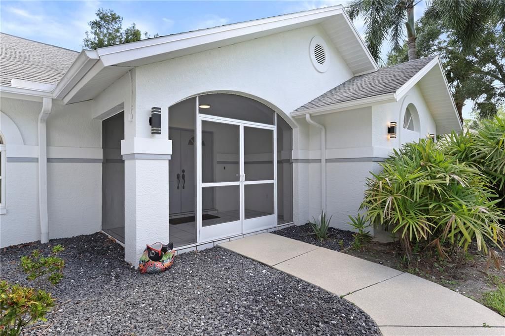 For Sale: $599,000 (4 beds, 3 baths, 2693 Square Feet)
