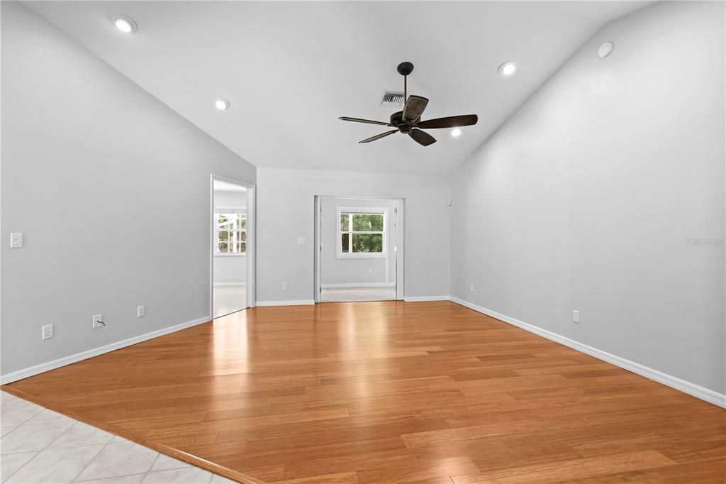 For Sale: $599,000 (4 beds, 3 baths, 2693 Square Feet)