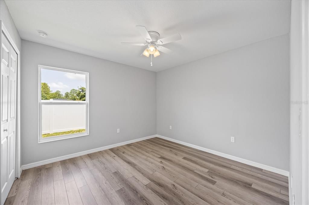 For Sale: $285,000 (3 beds, 2 baths, 1377 Square Feet)