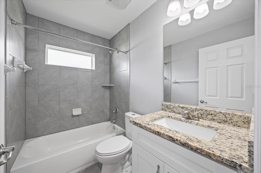 For Sale: $285,000 (3 beds, 2 baths, 1377 Square Feet)