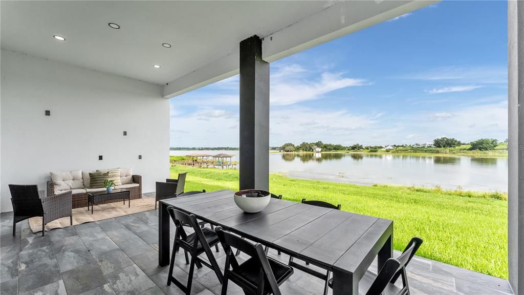 For Sale: $1,049,000 (5 beds, 5 baths, 3527 Square Feet)