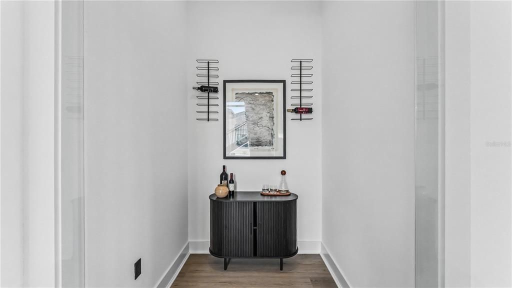 For Sale: $1,049,000 (5 beds, 5 baths, 3527 Square Feet)