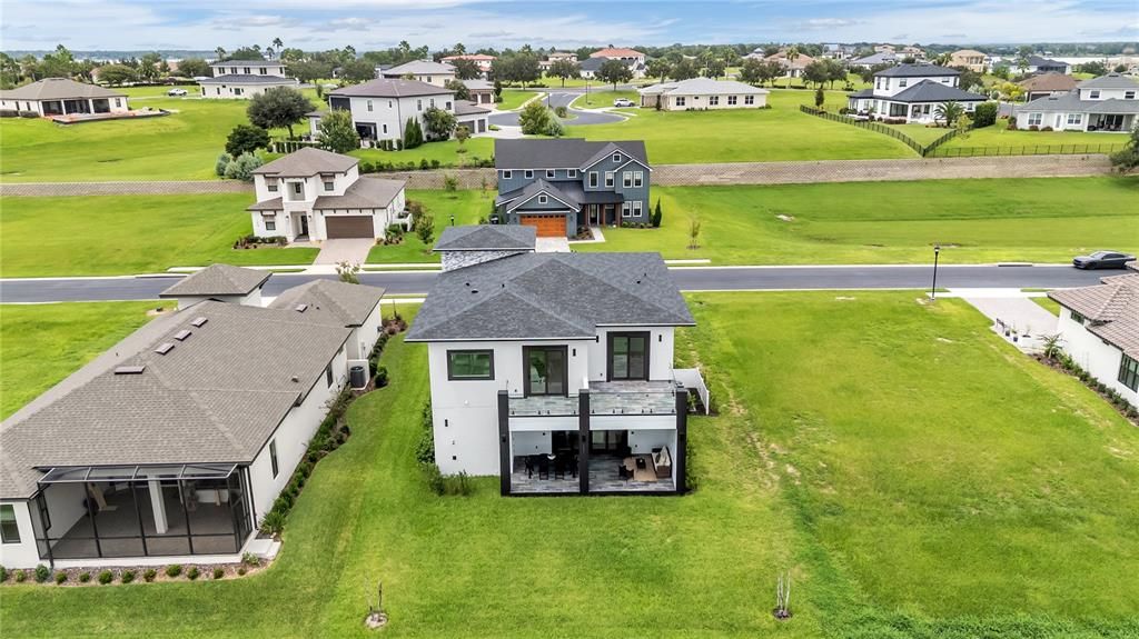 For Sale: $1,049,000 (5 beds, 5 baths, 3527 Square Feet)